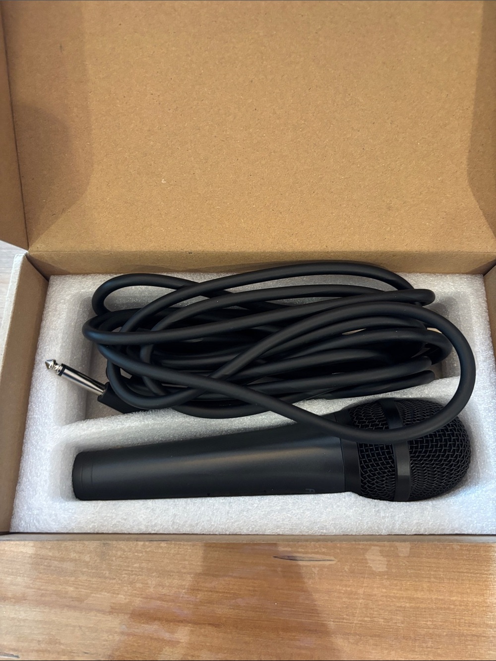 Wired Handheld Vocal Microphone with Cable - Black